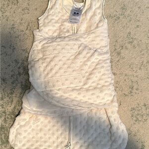 Halo swaddle